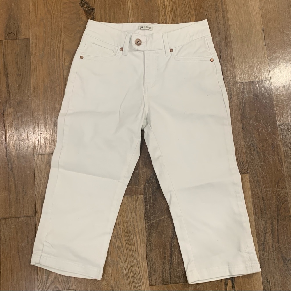 Lee Jeans White Capri Size 6 Medium